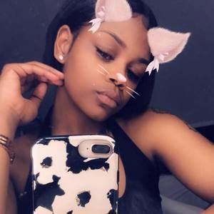 Meet your Posher, Faye